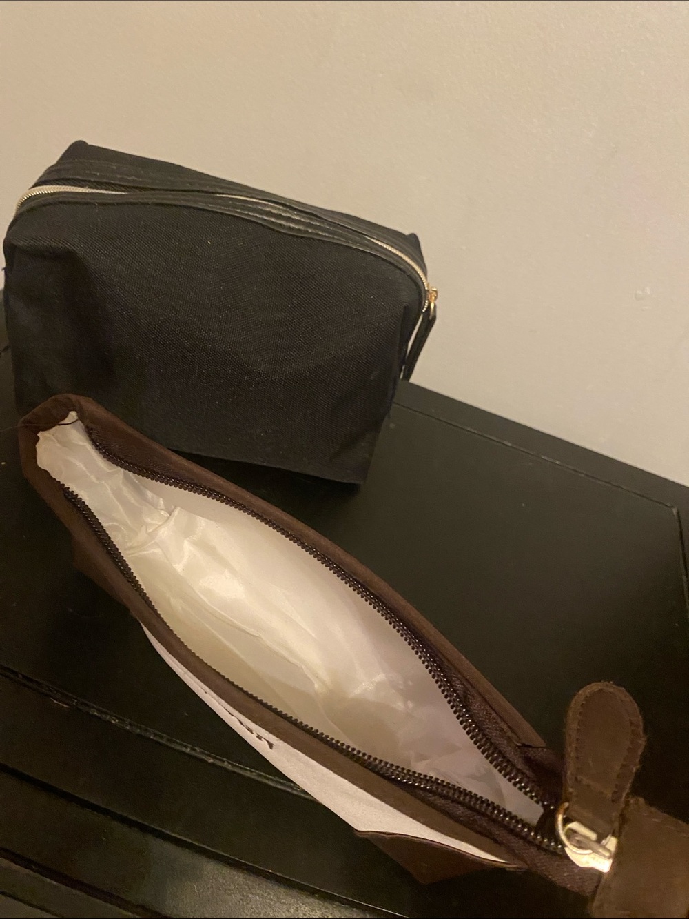 Marc Jacobs Daisy Tote Bag & Want Les Essentiels / Guerlain Accessory bags Lot - Picture 15 of 15